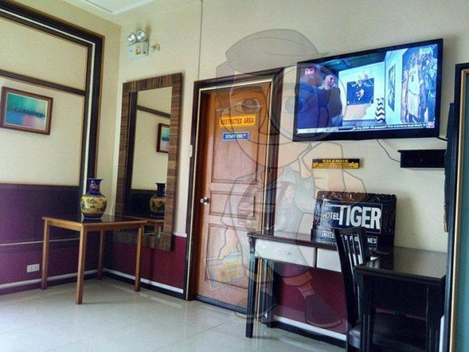 Tiger Hotel Angeles Kültér fotó